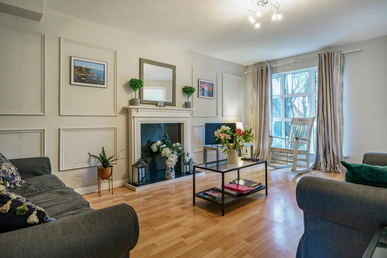 Close To City Centre Stylish 3 Bedroom House Belfast Extérieur photo